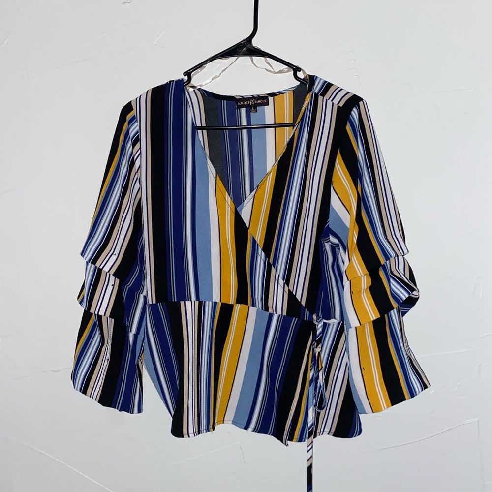Professional top with colors that’ll pop & neutralize